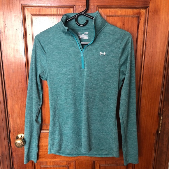 Under Armor Quarter Zip - Picture 3 of 6